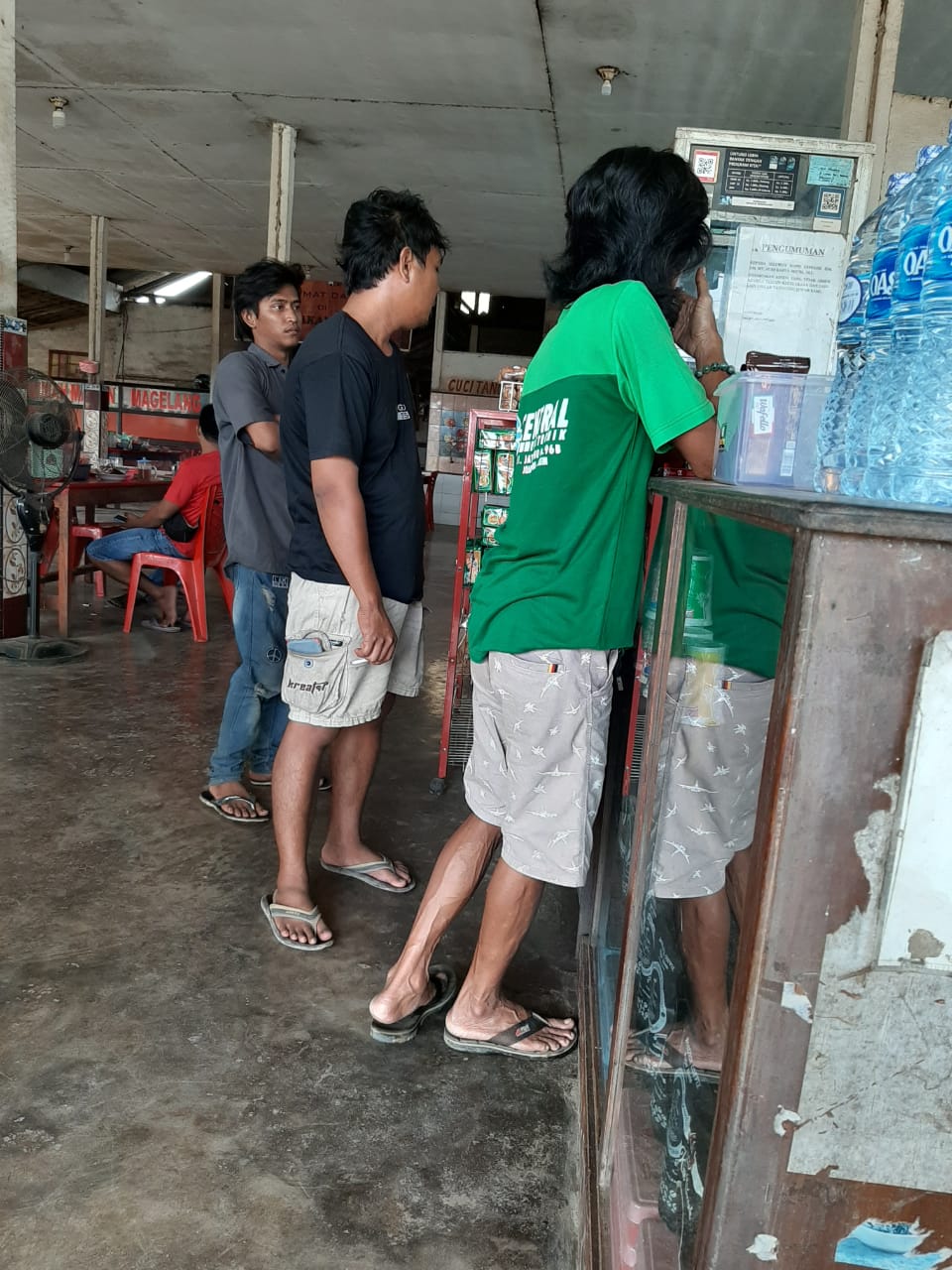 UJI PETIK RUMAH MAKAN MAGELANG